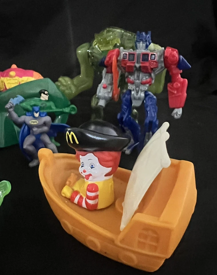 Lote Mixto 16 Juguetes McDonald’s Happy Meal 2007-2014 Zoobles, Skylander, DC Comic Etc Foto 2 de 4