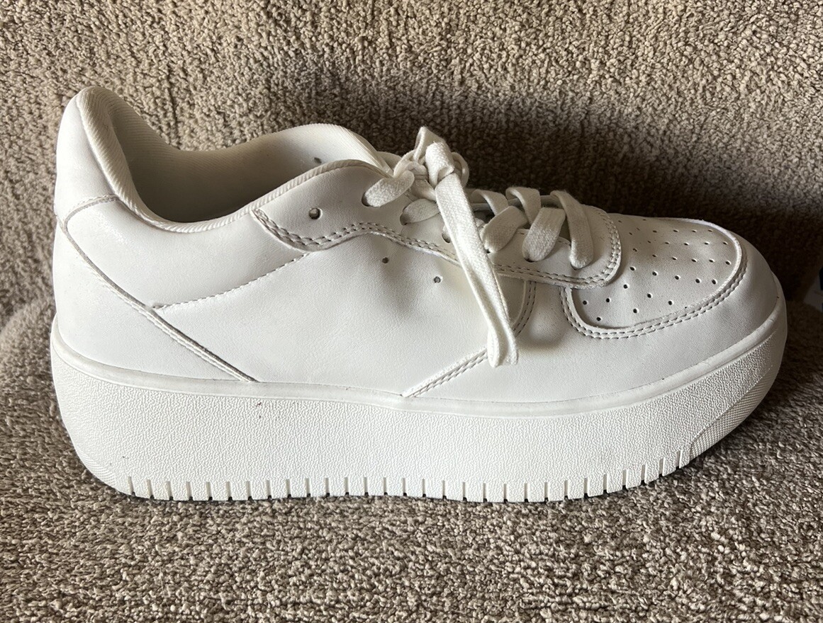 Steve Madden Rocket Rock 08S1 White Platform Sneakers Sz 10