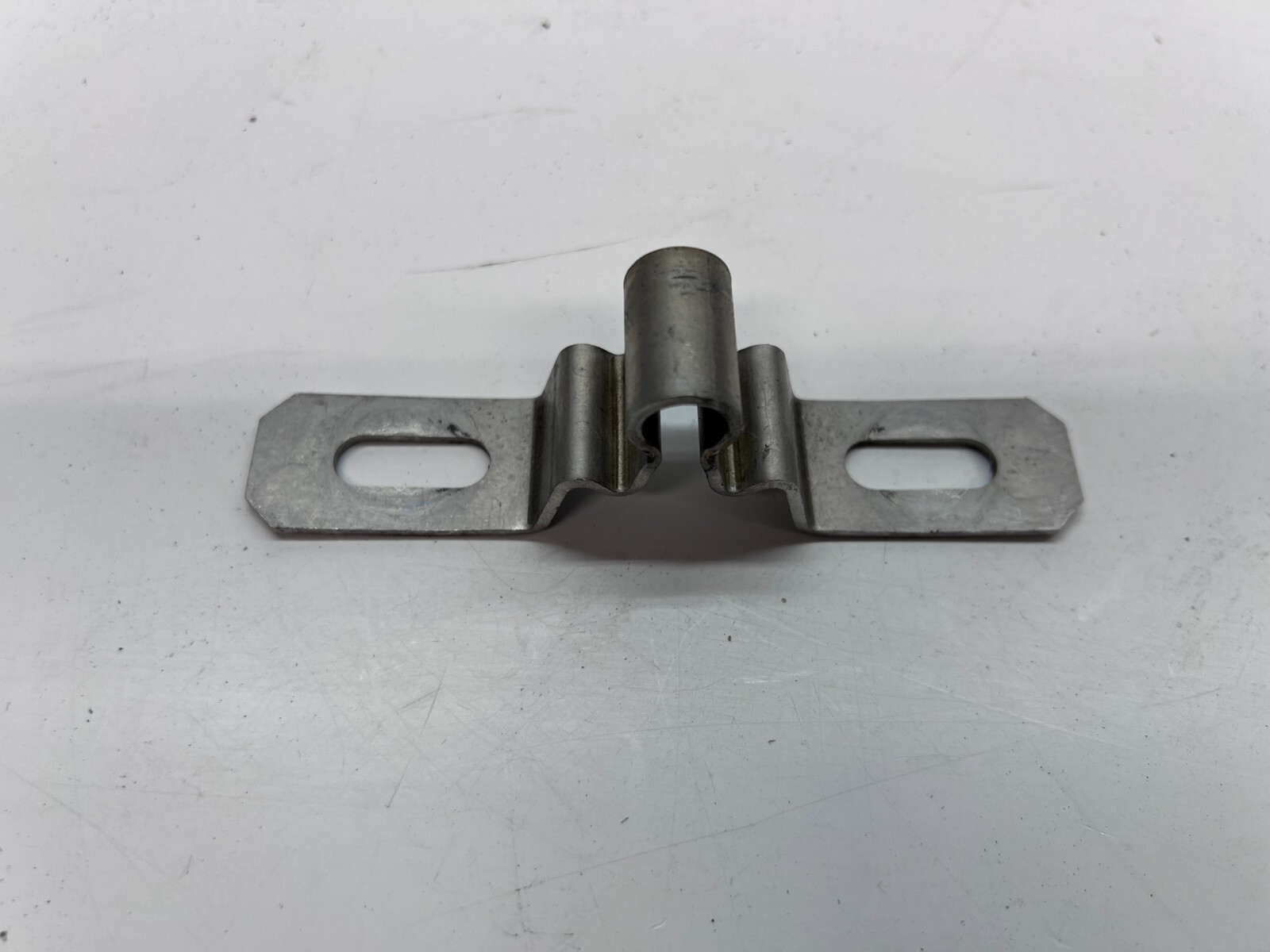 LAMBORGHINI AVENTADOR RETAINER BRACKET FOR EXHAUST SYSTEM OEM 470251303C