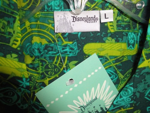 Disneyland Adventureland Tiki Aloha Shirt LE Large - Picture 2 of 5
