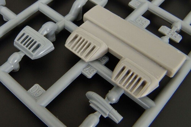 Brengun BRL72080 - 1:72 AH-1G Cobra Air Intake Correction Set (Special Hobby)