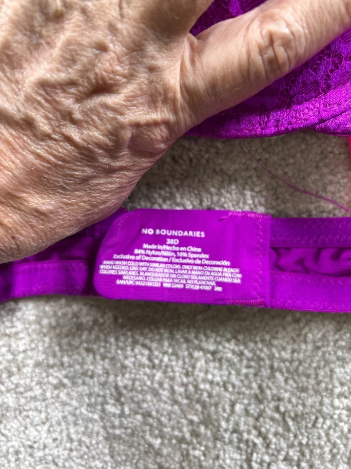 Sujetador para mujer No Boundaries 38D púrpura encaje push up con aros Foto 4 de 4