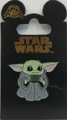 Trading Pin - Disney Disneyland Park - Star Wars Baby Yoda The Child w/Cup