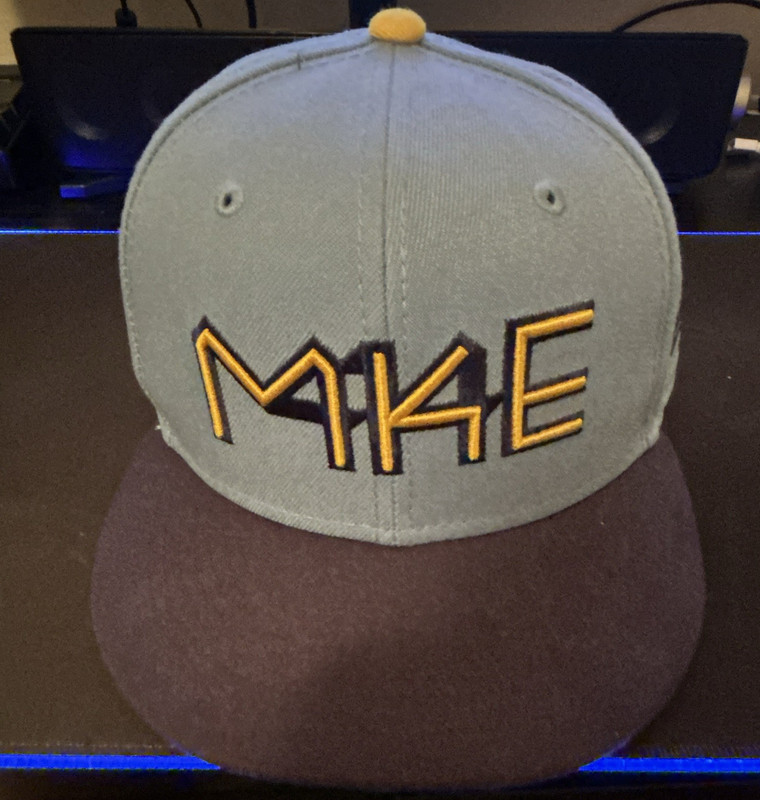 New Era 59FIFTY Milwaukee Brewers MKE Fitted Baseball Cap Men's 7 1/4 Blue/Black