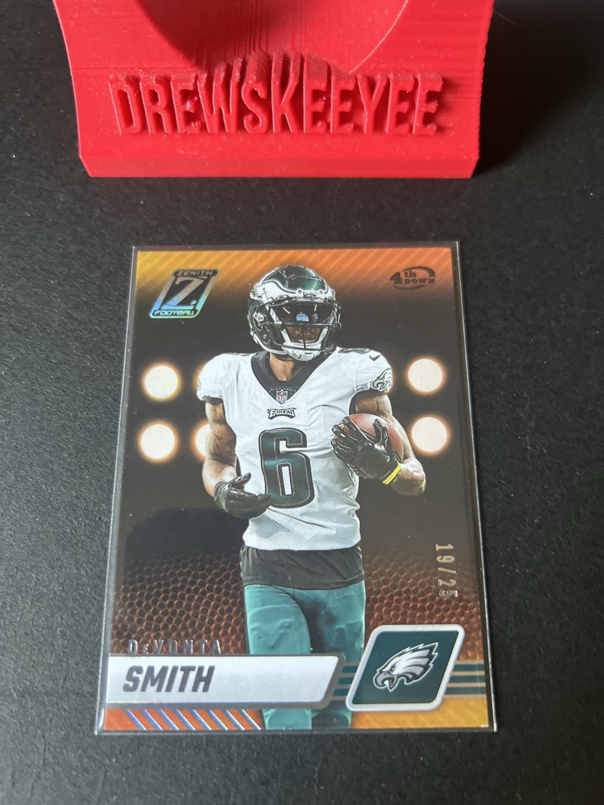 2023 Panini Zenith - Devonta Smith #81 /25
