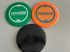 LOT OF 3 DISCRAFT GOLF DISCS NUKE SS, BUZZZ, ...