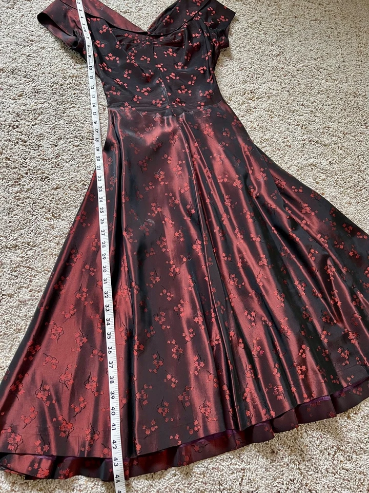 Vintage 50s Erlebacher Brocade Silk cocktail dress XS (0-2), Excellent condition - Image 4 of 4