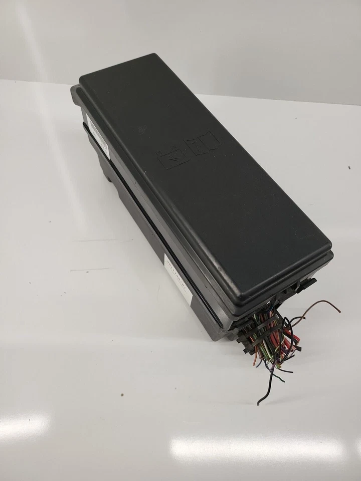 10 11 12 13 Land Rover LR4 Engine Fuse Box Relay Block Panel CH2214290BB Foto 3 de 4