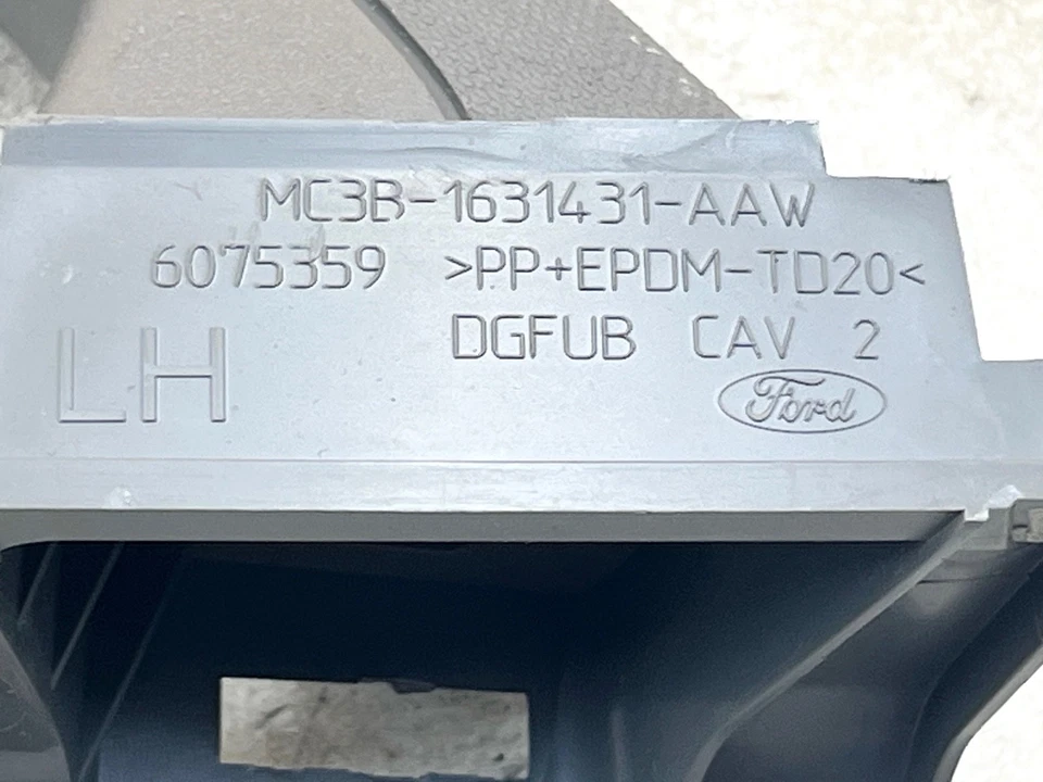 17-22 FORD F-250 F250 SD TRASERO IZQUIERDO LADO DEL CONDUCTOR B PILAR AGARRE MANGO OEM Foto 4 de 4