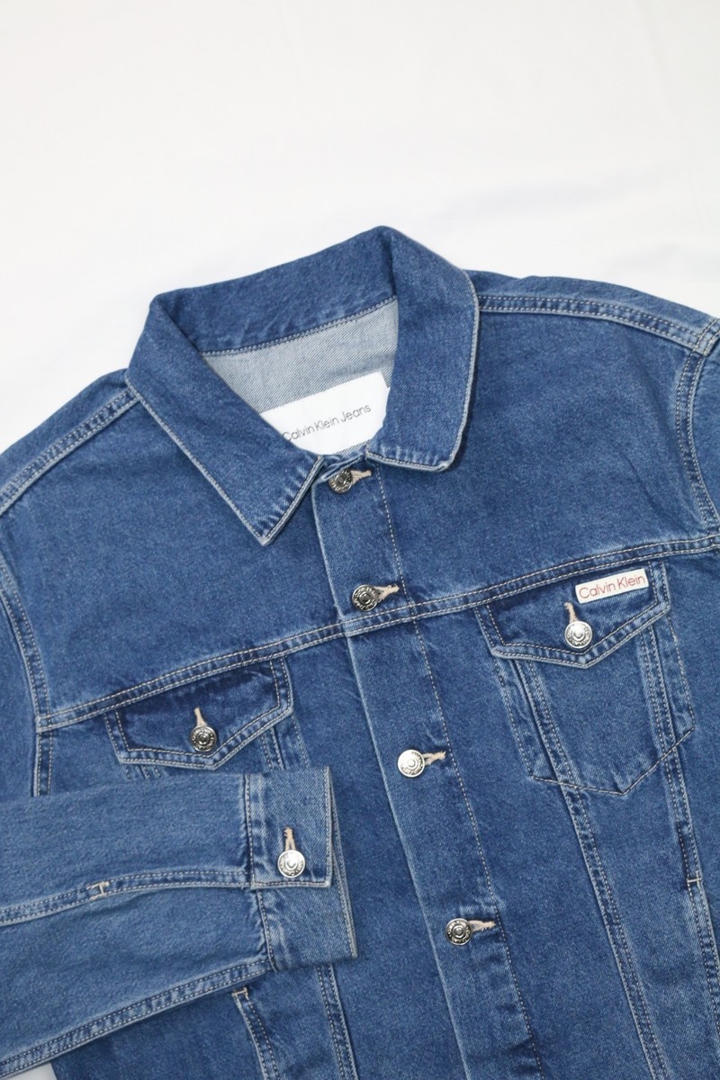 Calvin Klein Men's Classic Denim Trucker Jacket Size L 410 Blue