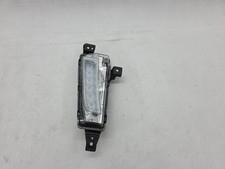 Suzuki Vitara (LY) 2016 Vorne rechts Nebelscheinwerfer vorne W1378 SPP17355