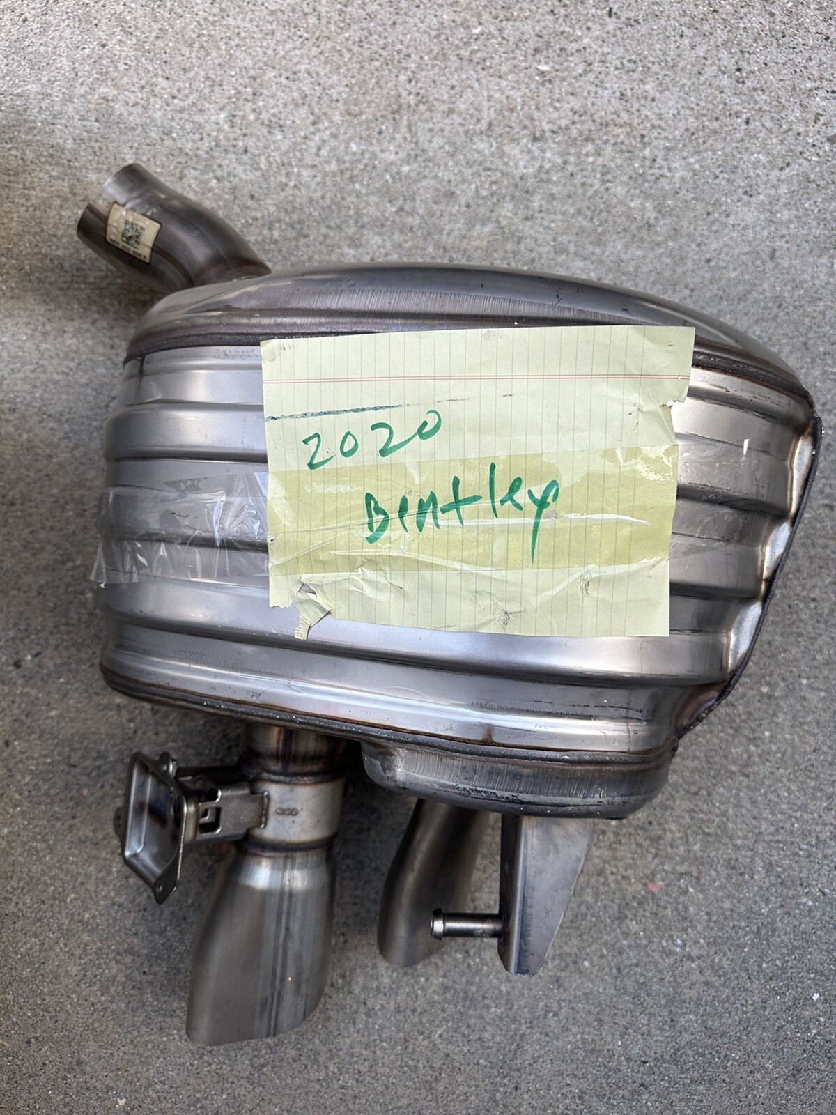 Bentley Rear Silencer Muffler Left And Right 3SD253607D 3SD253351 3SD253607E OEM