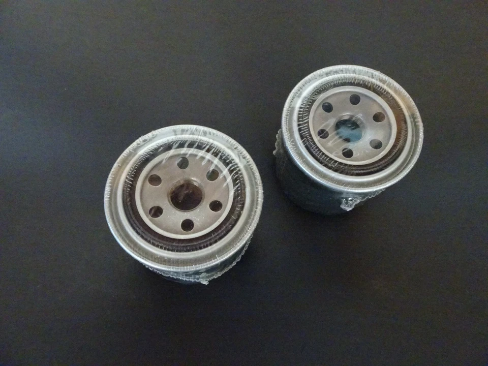 DOIS filtros de óleo Suzuki Cavalcade GSXR Madura Intruder 700 750 1100 1200 1400 165 - Imagem 4 de 4