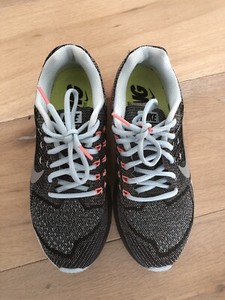 ladies black nike running trainers