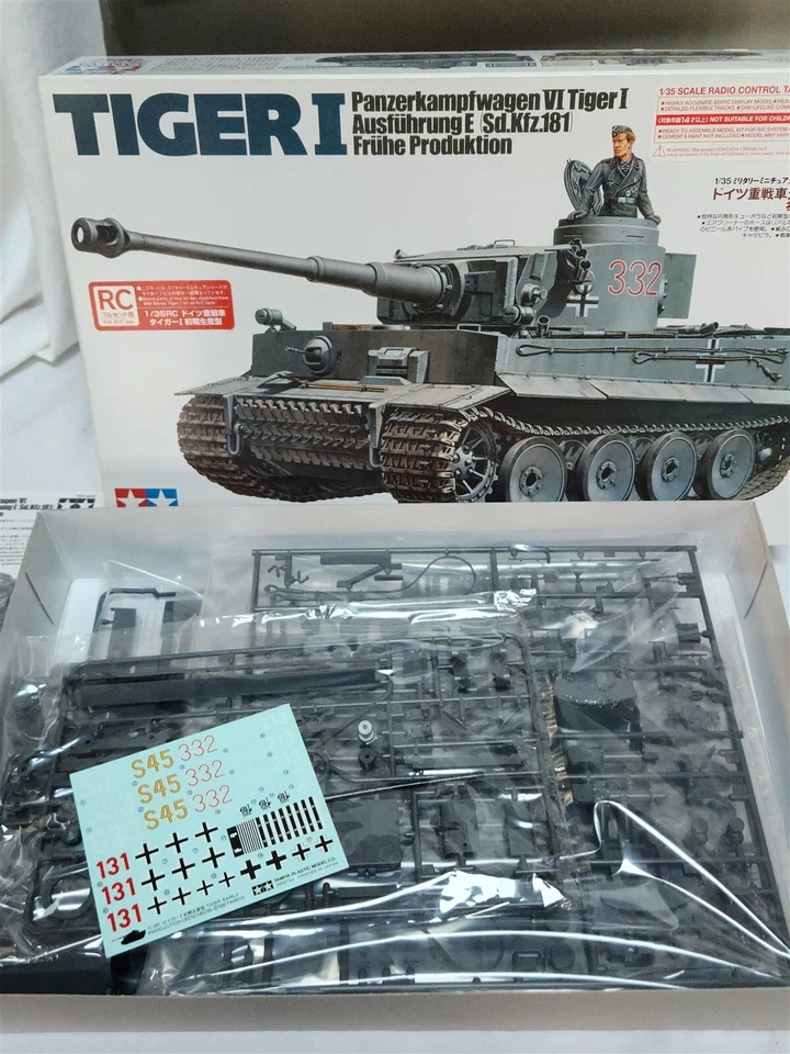 Tamiya Panzerkampfwagen VI Tiger I 1/35 Radio Control Tank Set - New! - Image 2 of 4