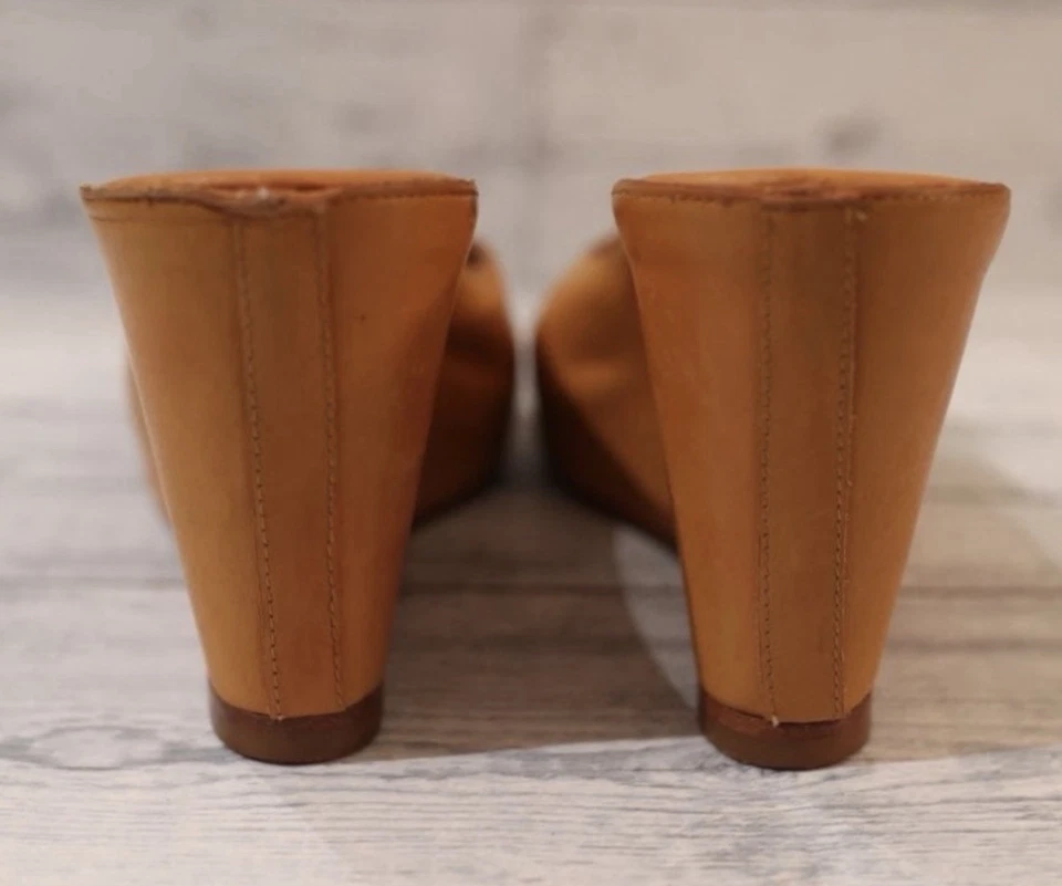 Sapatos anabela Jessica Bennett couro peep toe 6,5 M - Imagem 4 de 4