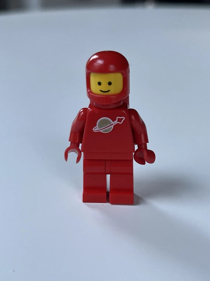 Lego Classic Spaceman Red Minifigure Air Tanks Space Man Vintage X5 - Image 3 of 4