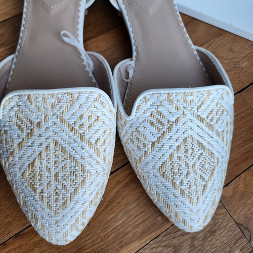 Isaac Mizrahi Nueva York Blanco y Dorado Tejido Texturizado D’orsay Pisos Talla 9.5 Primavera - Imagen 9 de 12