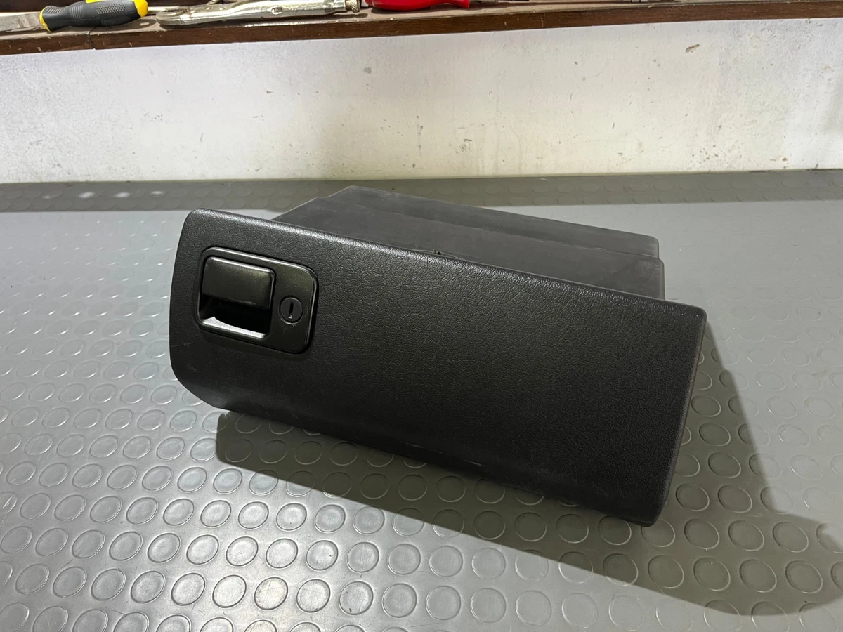 Volkswagen Glove Boxes, Doors & Latches for Volkswagen Golf for