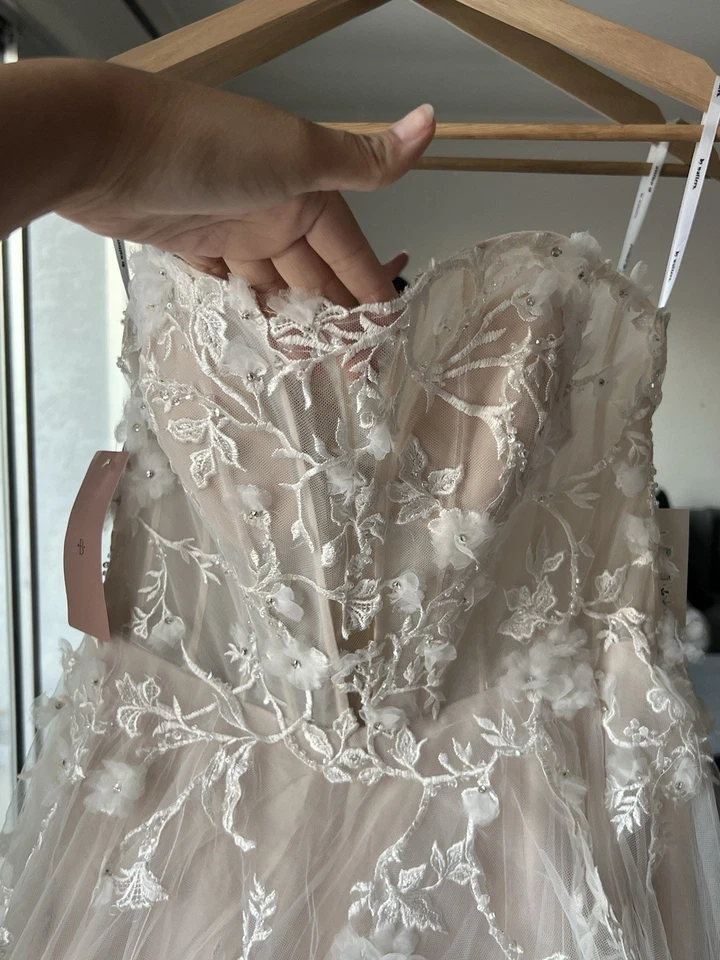 Vestido de Noiva BHLDN Anthropologie By Watters Novo em Folha Tamanho Inalterado 4 Org $850 - Imagem 3 de 4