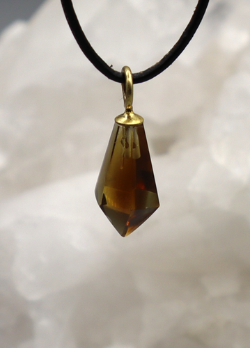 CITRIN Anhänger Spitze facettiert mit 925er Silber vergoldet Madeira-Citrin d3