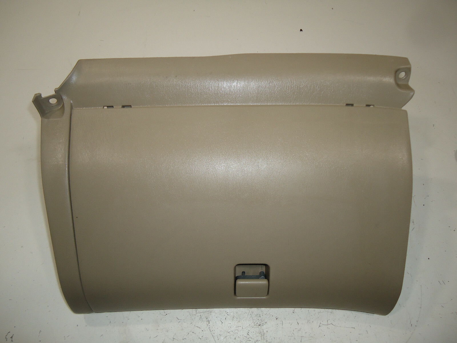 2001 TOYOTA COROLLA GLOVE BOX PEBBLE BEIGE eBay