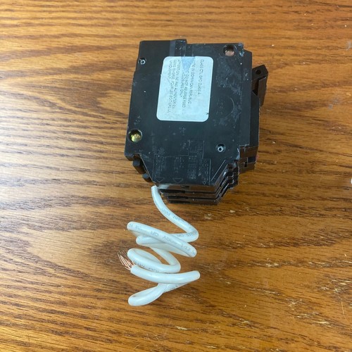 GE Ground Fault Circuit Interrupter 50A 120/240 VAC THQL2150GFT2 - Picture 2 of 4