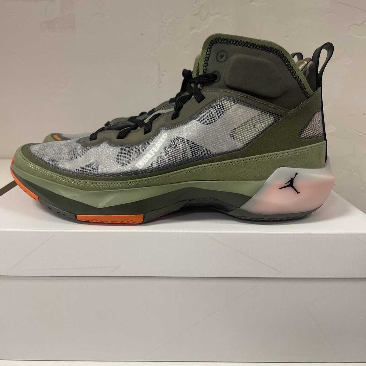 UNDEFEATED × Nike Air Jordan 37Oil Green UNDEFEATED × Nike Air Jordan 37 Oil Green DV6255-300 Men's
