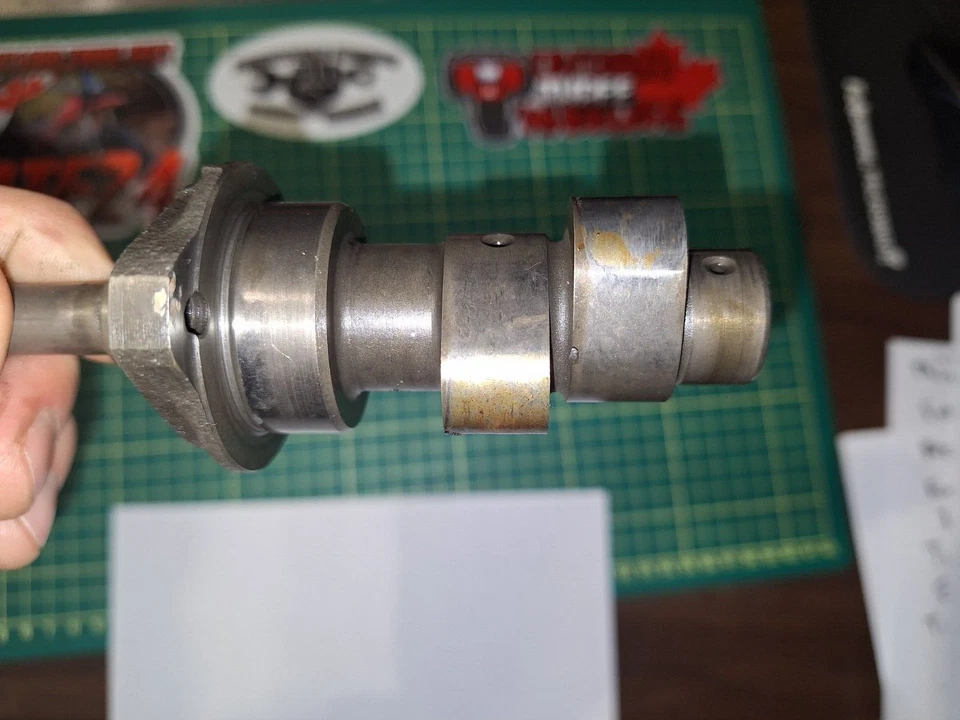 Árbol de levas Honda ATC200 E ES M S "A" 14101-958-000 usado para 1980-86 185-200cc Foto 3 de 4