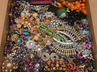 Huge 19 pound Estate Costume Jewelry Redesign Repair Junk Tangled Craft Lot 5