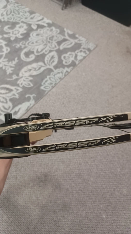 Mathews Creed Xs para diestros listo para cazar Foto 2 de 4