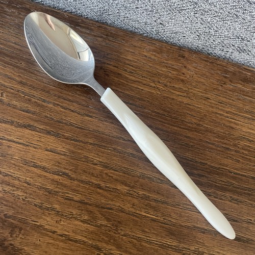 Cutco Soup Spoon 8 1/8” CUE3 Pearl Handle Oval Place Spoon Stainless Flatware