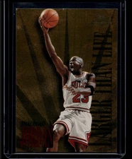 1995-96 Skybox Premium Basketball Michael Jordan #L1 Larger Than Life