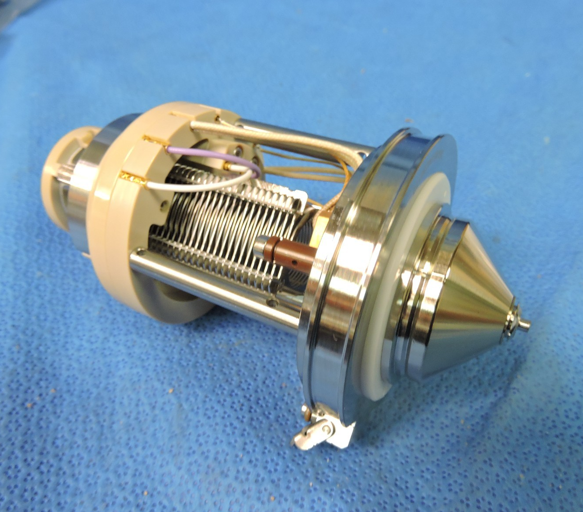 NEW Thermo Fisher 80100-60036 HCD-SRIG Ion Source Transfer