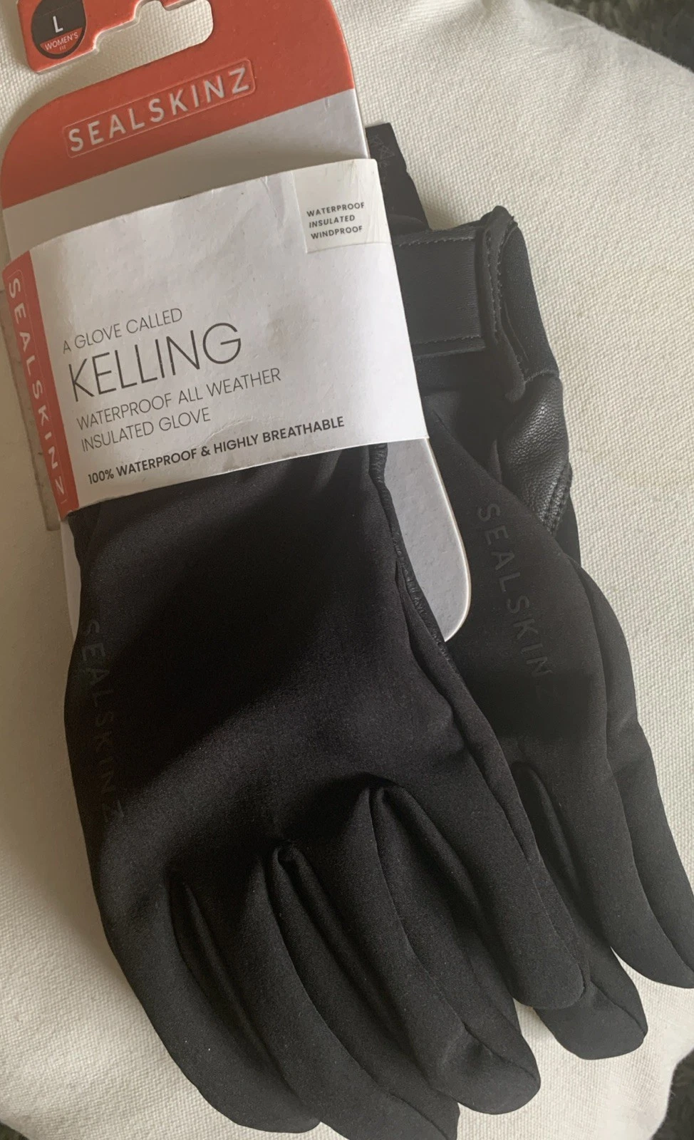SealSkinz Kelling Waterproof All Weather Insulated Gloves - Black Large
Opens in a new window or tab