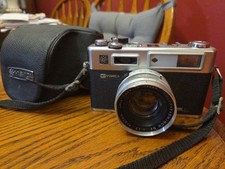 Yashica Electro 35 GSN Vintage Rangefinder Camera Black Silver Classic 35mm