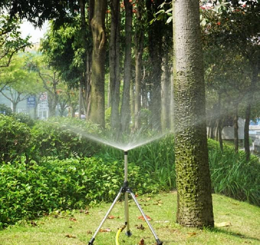 10 Pcs Drip Irrigation Sprinkler Nozzles,1/2" Micro Irrigation Sprayer Heads 360