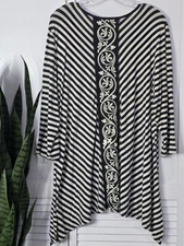 Multiples Shirt Womens 1X Black/White Strip Embroidered Back 3Q Slv Asymmetrical