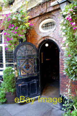 Photo 6x4 Door - Ye Olde White Harte Kingston upon Hull See [[214614]] fo c2006
