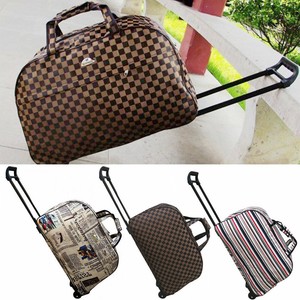 weekend bag with wheels