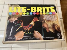 VINTAGE ORIGINAL 1973 HASBRO LITE BRITE WITH Pegs And BOX Works