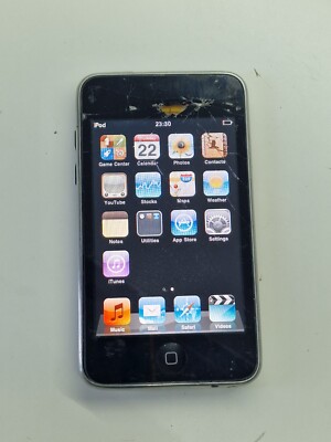 Apple iPod Touch 2nd Gen Black & Chrome (8GB) A1288 Cracked Glass