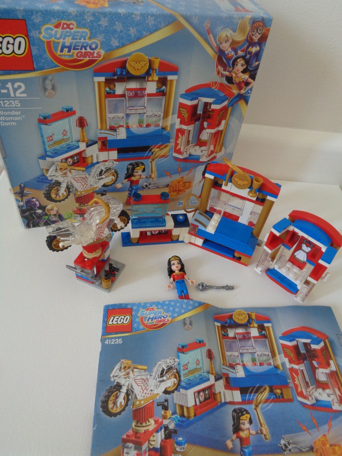 Rare Lego DC Super Hero Girls Wonder Woman Dorm 41235  with minifigure