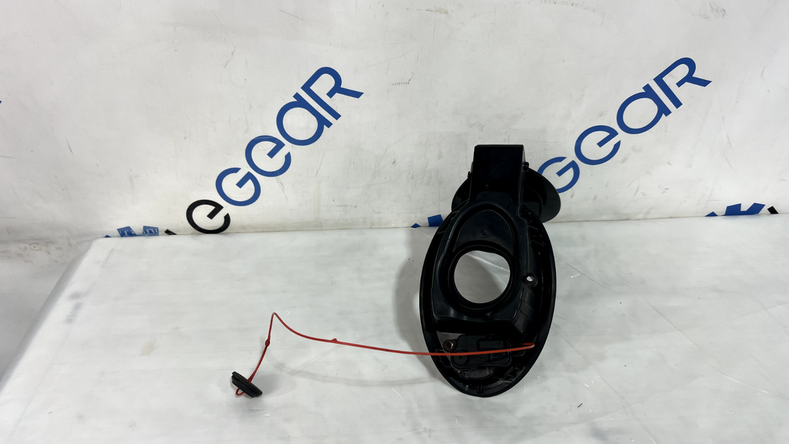 14-21 Maserati Quattroporte Rear Gas Fuel Tank Pot Housing Cover Lid Black OEM✅