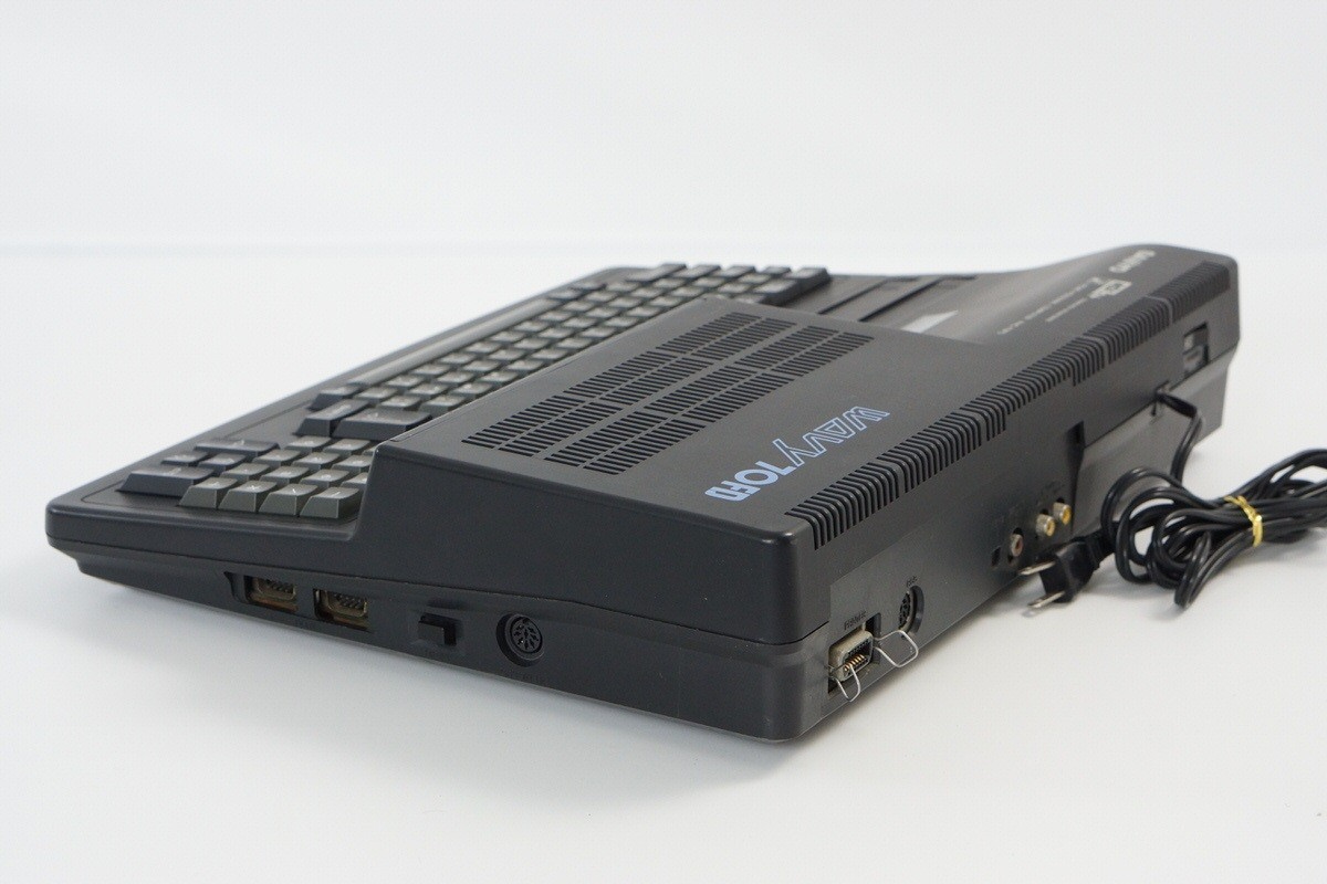 SANYO MSX2+ WAVY 70FD Home Personal Computer PHC-70FD