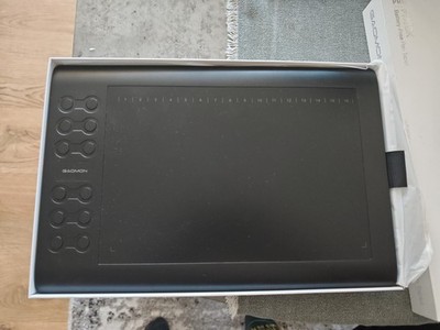 GAOMON M106K Pro - 10 x 6 Zoll Profi Grafiktablett mit 12+16 Programmier Tasten