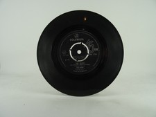 KEN DODD THE RIVER (LE COLLINE SONO IN FIORE) 47/2 (47) 2 Track 7" Single includ