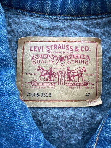 Vintage Levis Mens Blue Denim Blanket-Lined Trucker Denim Jacket Size 42 by Levi's, Size 42, $79.99 - Photo 4