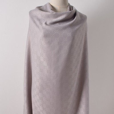 100% Authentic GUCCI Wool Scarf Shawl Stole wrap 65% Silk 35%Wool Grey Used