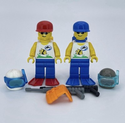 Vintage 1997 LEGO Town Minifigures DIV003: Divers - Boatie 1, Blue/Red Cap RARE